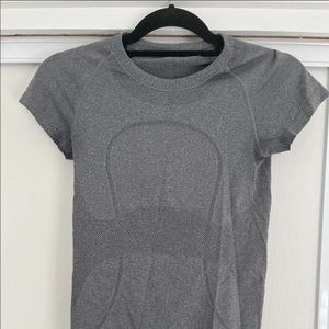 Lululemon Grey Swiftly Tech Shirt (Size 4)